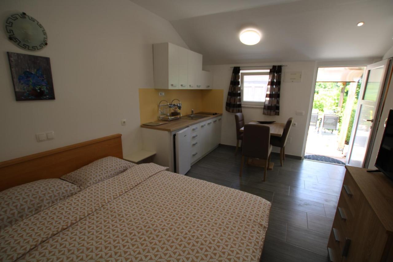 Apartments Green Garden Labinci ห้อง รูปภาพ
